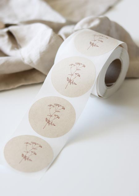 Sticker roll of 50 - cow parsley (6cm & paperwise)